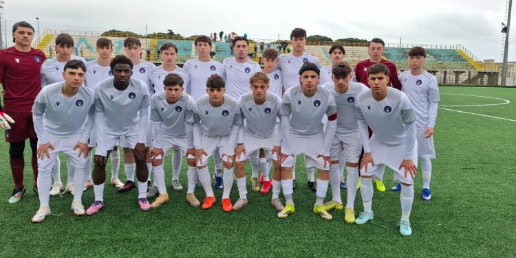 Under 17, pari con la Campania