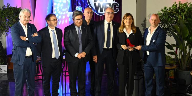 CONSEGNA SCARPETTA ROSSA